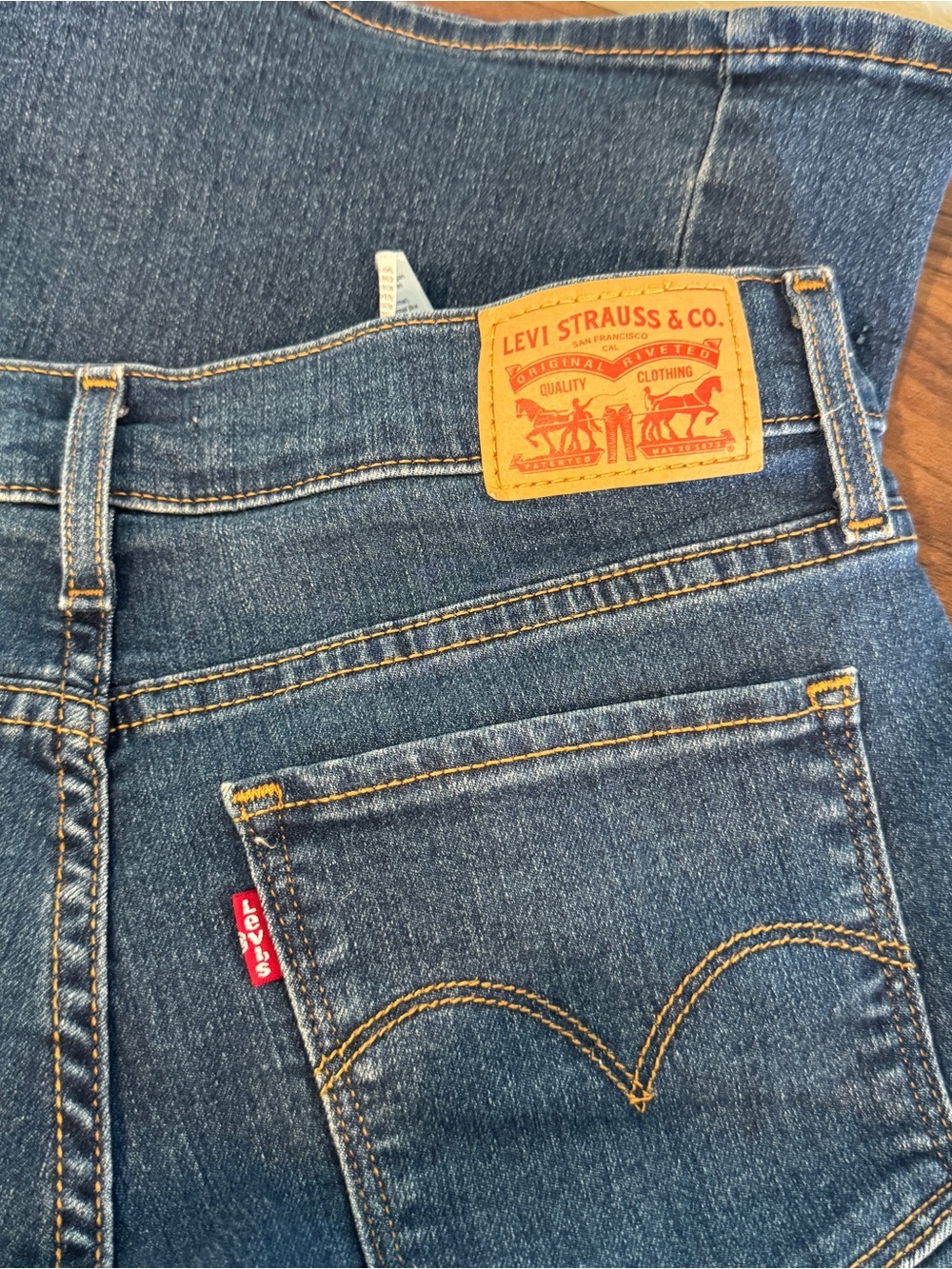 Levi's Blue Wide Leg Jeans - Picture 3 of 4